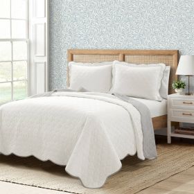 Full/Queen White Grey Scalloped Edge Reversible Thin Light Quilt Set